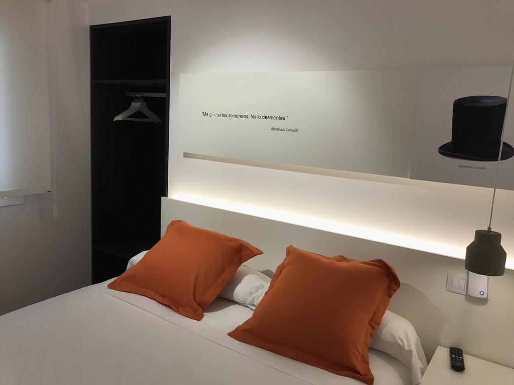 Apartamento Sombrereria Rimbombin Burgos Bilik gambar