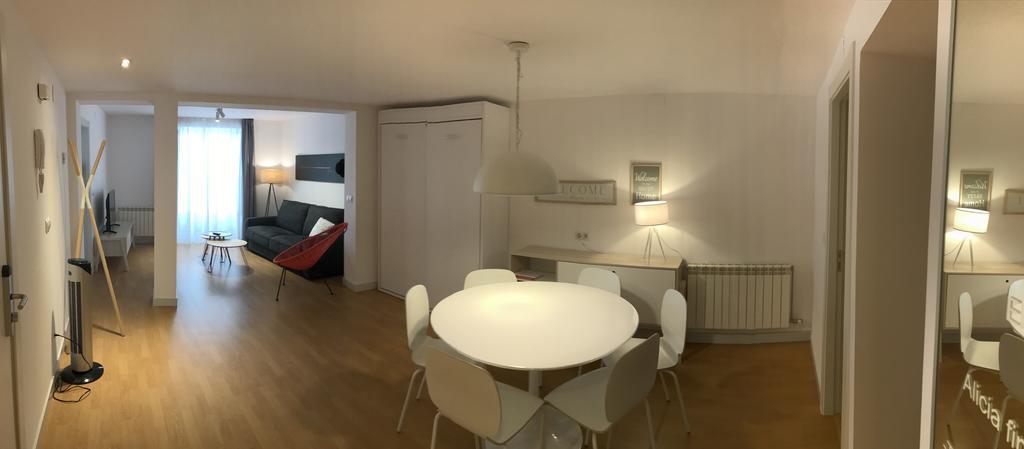 Apartamento Sombrereria Rimbombin Burgos Bilik gambar