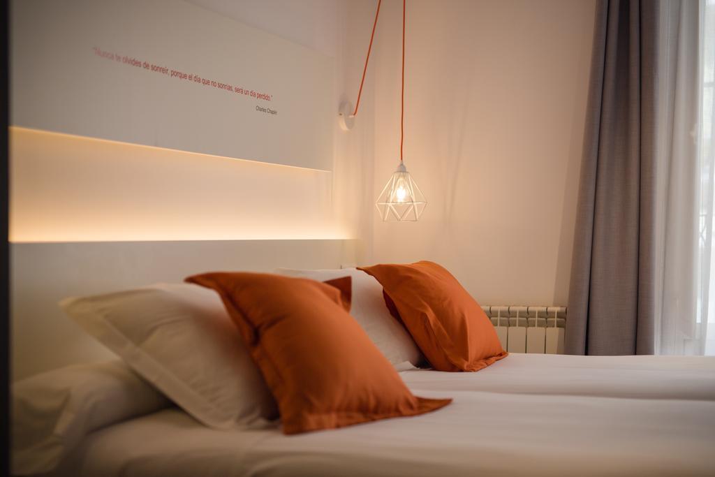 Apartamento Sombrereria Rimbombin Burgos Bilik gambar