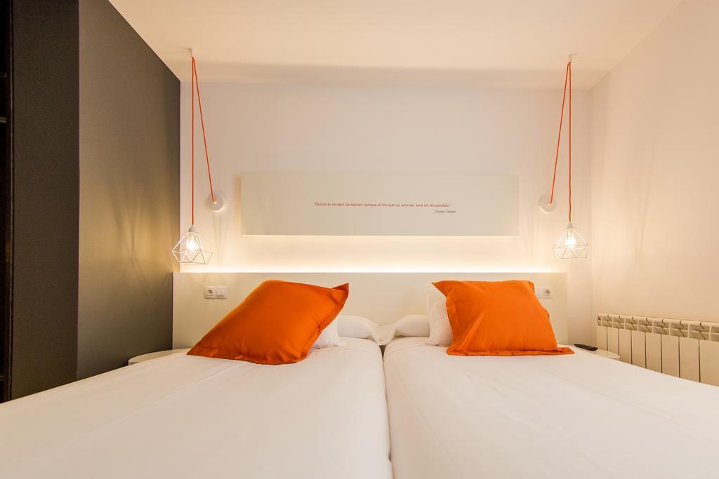 Apartamento Sombrereria Rimbombin Burgos Luaran gambar