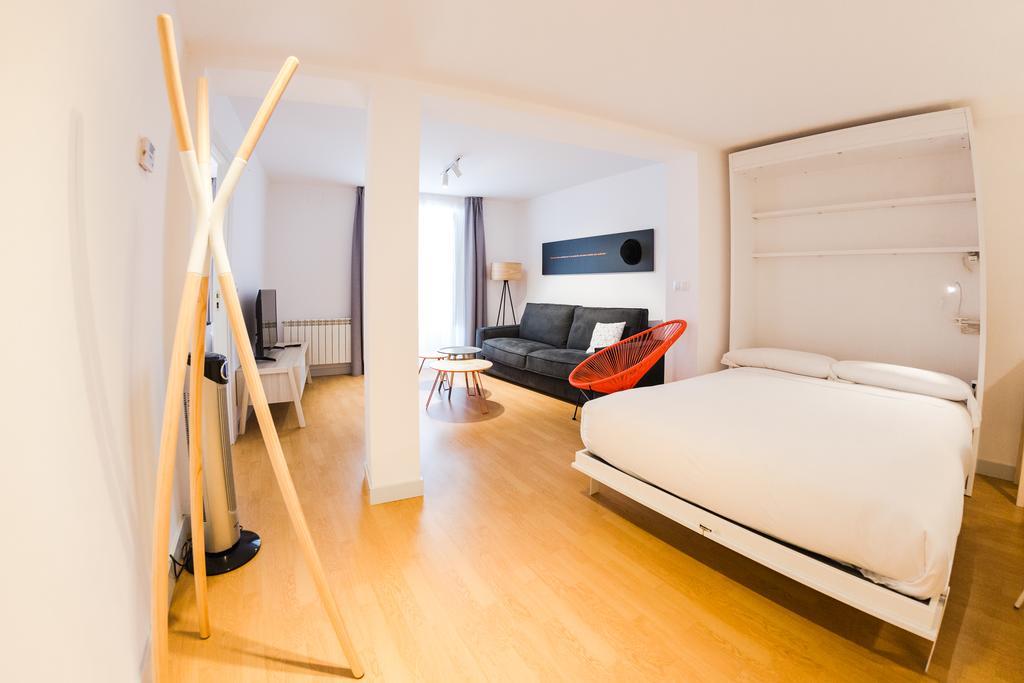 Apartamento Sombrereria Rimbombin Burgos Bilik gambar