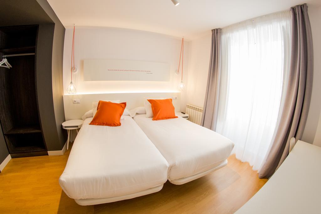 Apartamento Sombrereria Rimbombin Burgos Bilik gambar